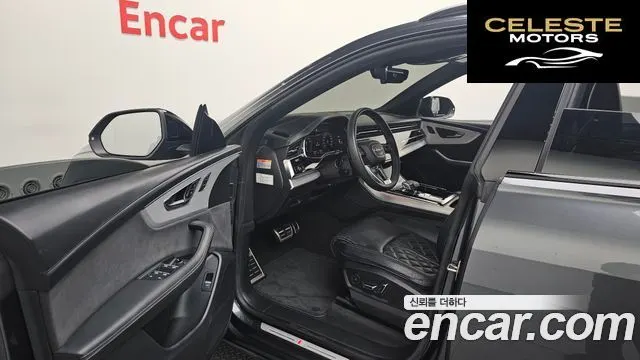 AUDI Q8 (4M) 55 TFSI Quattro Premium 2023 — photo 12 sur 31