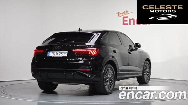 AUDI Q3 (F3) 40 TFSI Quattro Premium Sportback 2025 — photo 2 sur 32