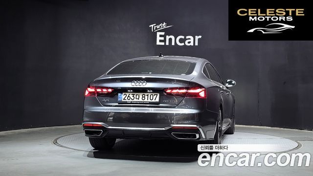 AUDI A5 (F5) 40 TFSI Quattro Premium Sportback 2021 — photo 4 sur 30