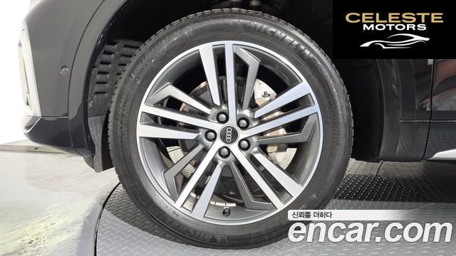AUDI Q5 (FY) 45 TFSI Quattro Premium 2021 — photo 5 sur 37