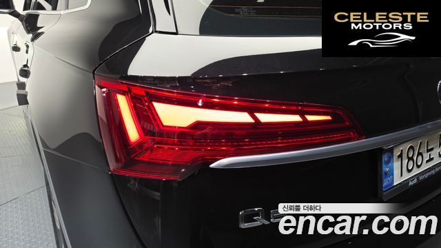 AUDI Q5 (FY) 45 TFSI Quattro Premium 2021 — photo 9 sur 37