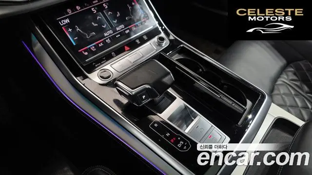 AUDI Q8 (4M) 55 TFSI Quattro Premium 2021 — photo 9 sur 26