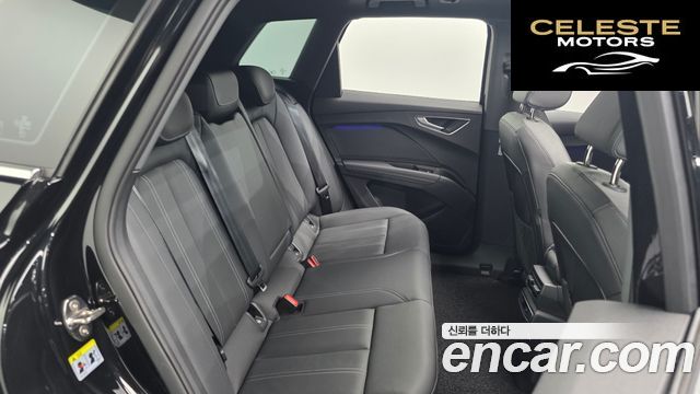AUDI Q4 e-(F4) 45 Premium 2025 — photo 15 sur 36