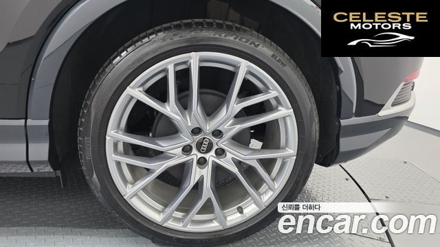 AUDI Q4 e-(F4) 45 Premium 2025 — photo 6 sur 36