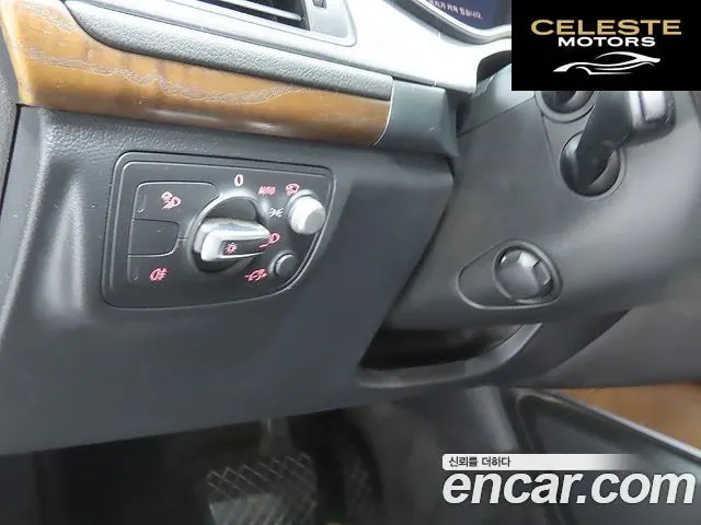 AUDI A7 3.0 TFSI Quattro Dynamic 2012 — photo 12 sur 26