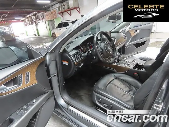 AUDI A7 3.0 TFSI Quattro Dynamic 2012 — photo 13 sur 26