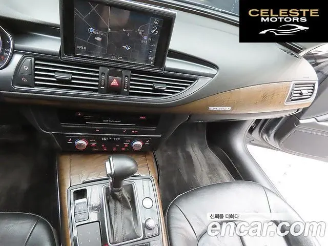 AUDI A7 3.0 TFSI Quattro Dynamic 2012 — photo 9 sur 26