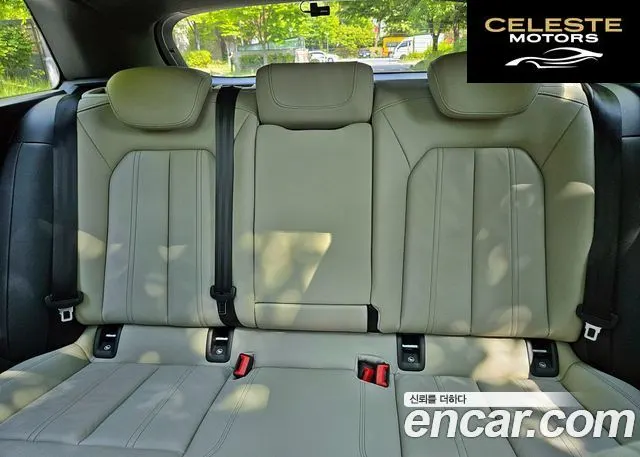 AUDI Q4 e-(F4) 40 Premium 2023 — photo 14 sur 26