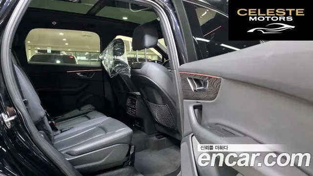 AUDI Q7 (4M) 45 TDI Quattro Premium 2021 — photo 12 sur 26