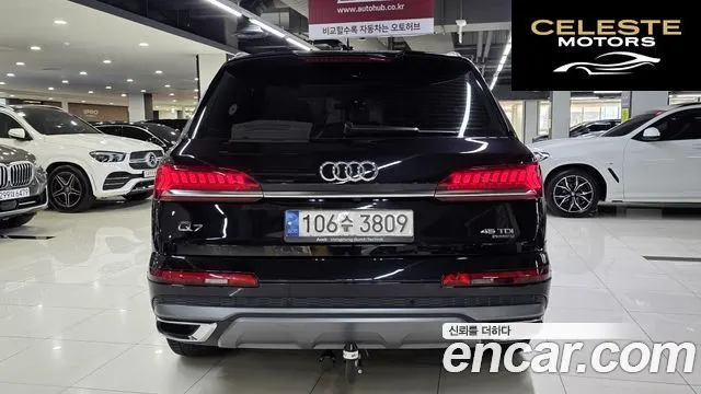 AUDI Q7 (4M) 45 TDI Quattro Premium 2021 — photo 7 sur 26
