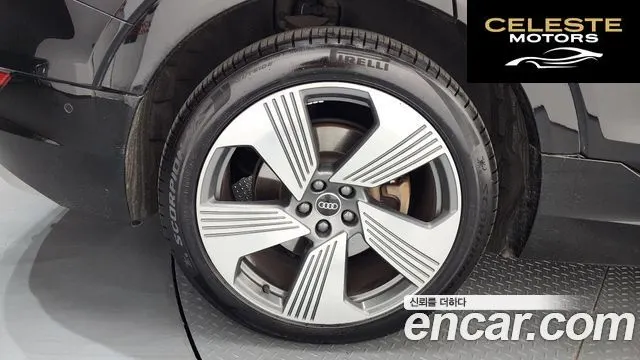 AUDI e-55 Quattro Sportback 2021 — photo 5 sur 20
