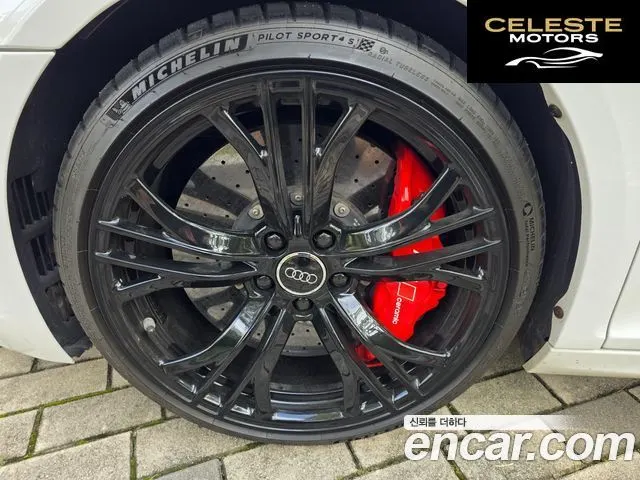 AUDI R8 5.2 V10 Coupé 2015 — photo 17 sur 26