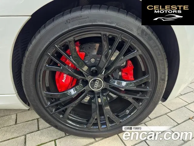 AUDI R8 5.2 V10 Coupé 2015 — photo 18 sur 26