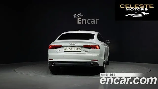 AUDI A5 (F5) 45 TFSI Quattro Premium Sportback 2019 — photo 4 sur 36