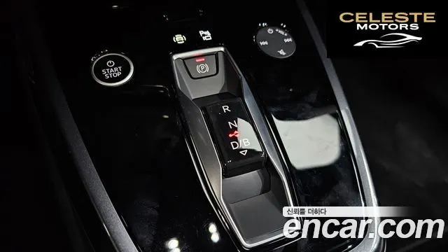 AUDI Q4 e-(F4) 45 Sportback 2025 — photo 12 sur 36