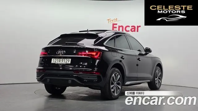 AUDI Q5 (FY) 45 TFSI Quattro Premium Sportback 2023 — photo 2 sur 32