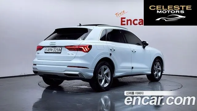 AUDI Q3 (F3) 35 TDI 2020 — photo 1 sur 32
