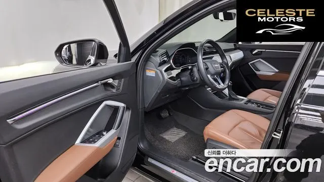 AUDI Q3 (F3) 35 TDI Quattro Premium 2022 — photo 13 sur 32