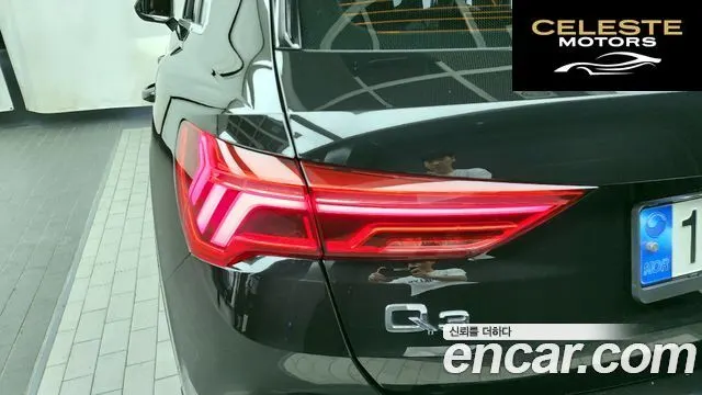 AUDI Q3 (F3) 35 TDI Quattro Premium 2022 — photo 9 sur 32