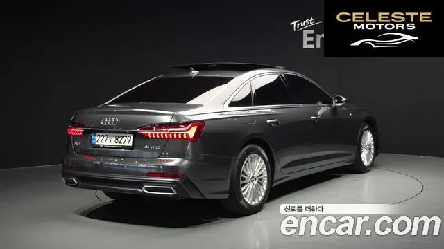 AUDI A6 (C8) 45 TFSI Premium 2020 — photo 2 sur 20