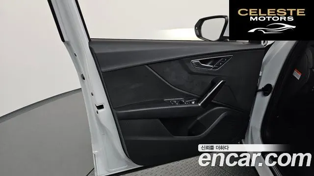 AUDI Q2 35 TDI Premium 2023 — photo 14 sur 32