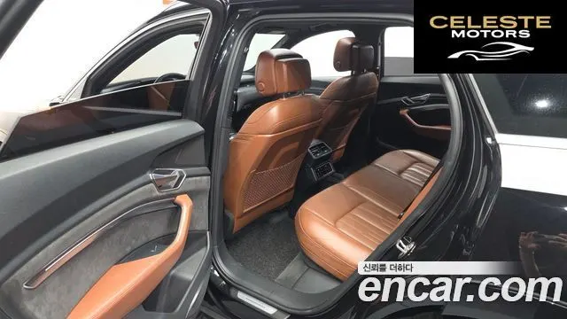 AUDI e-55 Quattro 2020 — photo 16 sur 34