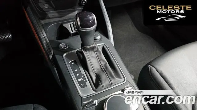 AUDI Q2 35 TDI Premium 2023 — photo 12 sur 32