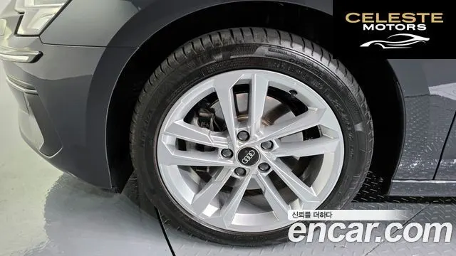AUDI A3 (8Y) 40 TFSI 2023 — photo 5 sur 32