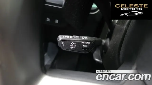 AUDI Q4 e-(F4) 40 Premium Sportback 2023 — photo 23 sur 33