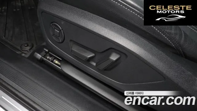 AUDI Q4 e-(F4) 40 Premium Sportback 2023 — photo 29 sur 33