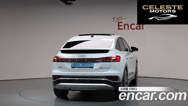 AUDI Q4 e-(F4) 40 Premium Sportback 2023 — photo 4 sur 33
