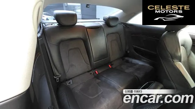 AUDI A5 2.0 TFSI Quattro 2011 — photo 12 sur 20