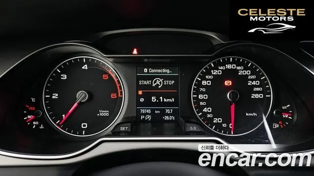 AUDI A4 2.0 TDI Quattro Dynamic 2013 — photo 8 sur 25