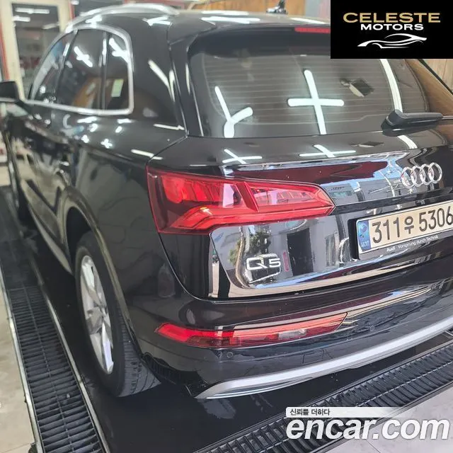 AUDI Q5 (FY) 40 TDI Quattro Premium 2020 — photo 4 sur 16