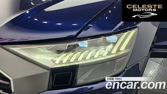 AUDI Q8 (4M) 45 TDI Quattro Premium 2020 — photo 8 sur 36
