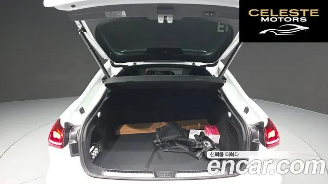 AUDI A5 (B10) 40 TFSI Quattro S Line Noir Edition 2025 — photo 26 sur 31