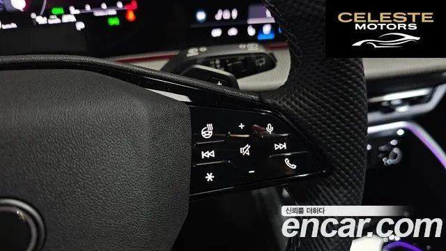 AUDI Q5 (80A) 45 TFSI Quattro S Line Noir Edition Sportback 2025 — photo 34 sur 37