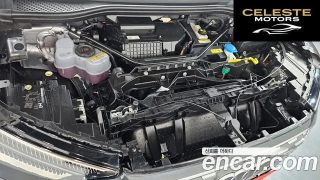 AUDI Q4 e-(F4) 45 Premium 2025 — photo 6 sur 20
