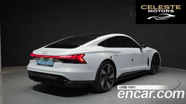 AUDI e-GT GT Quattro Premium 2022 — photo 2 sur 41