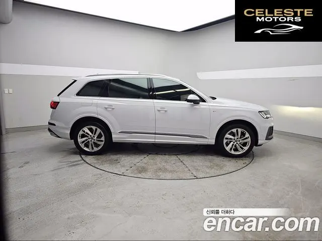 AUDI Q7 (4M) 45 TDI Quattro Premium 2021 — photo 2 sur 26