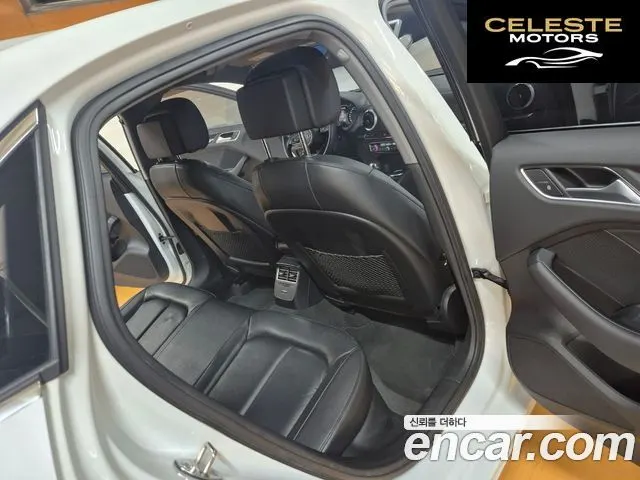 AUDI A3 40 TFSI 2020 — photo 14 sur 24