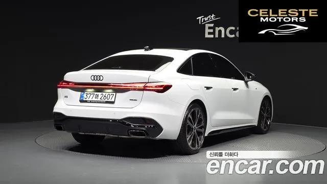 AUDI A5 (B10) 40 TFSI Quattro S Line Noir Edition 2025 — photo 2 sur 31