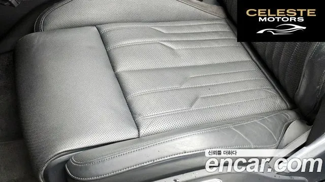 AUDI A8 (D5) 55 TFSI Quattro LWB 2020 — photo 31 sur 32
