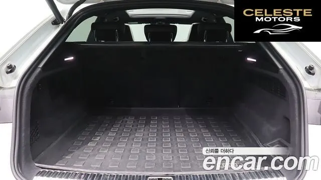 AUDI Q8 (4M) 50 TDI Quattro Premium 2020 — photo 6 sur 26