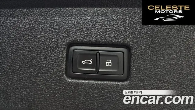 AUDI Q8 (4M) 45 TDI Quattro Premium 2020 — photo 21 sur 36