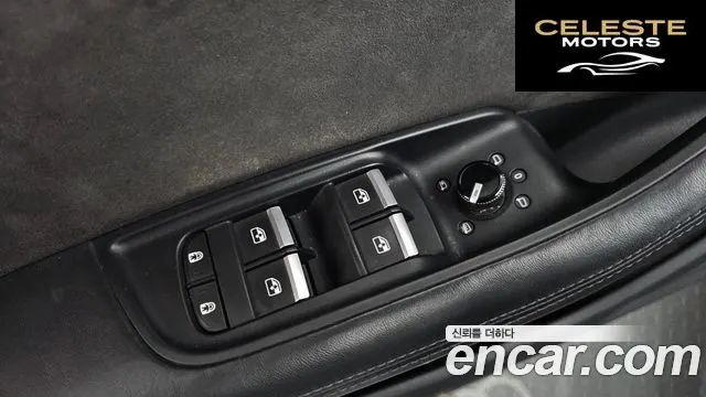 AUDI Q8 (4M) 45 TDI Quattro Premium 2020 — photo 26 sur 36