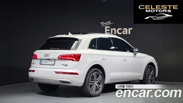 AUDI Q5 (FY) 50 TDI Quattro Premium 2020 — photo 2 sur 32