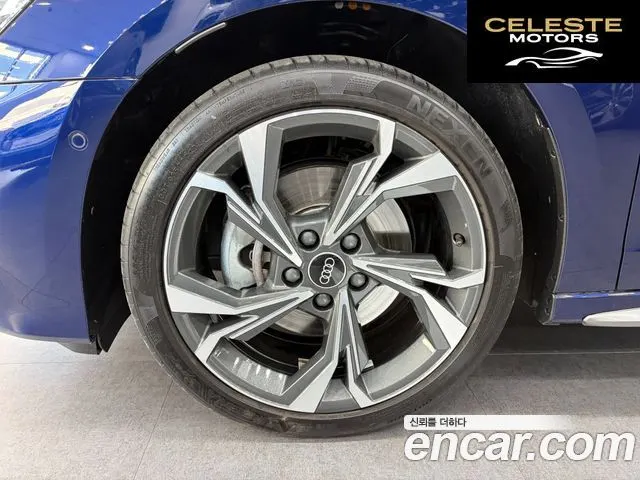 AUDI A3 (8Y) 40 TFSI Premium 2025 — photo 5 sur 26