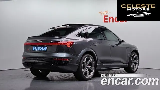 AUDI SQ8 e-(GE) Quattro Sportback 2024 — photo 2 sur 20
