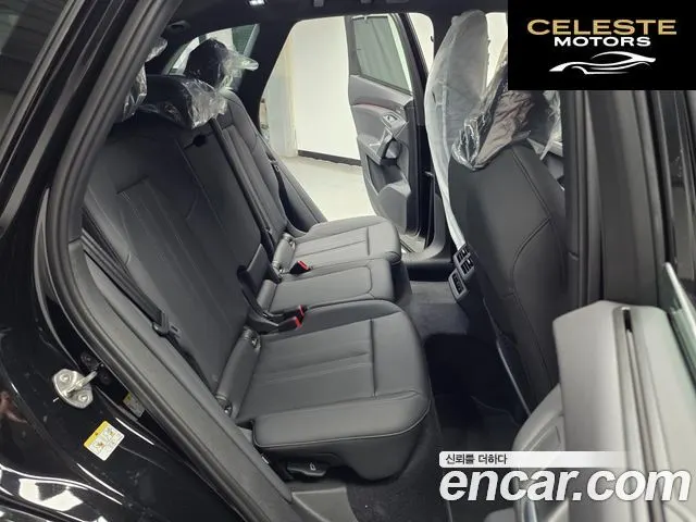 AUDI Q5 (80A) 40 TDI Quattro S Line Noir Edition 2025 — photo 12 sur 26